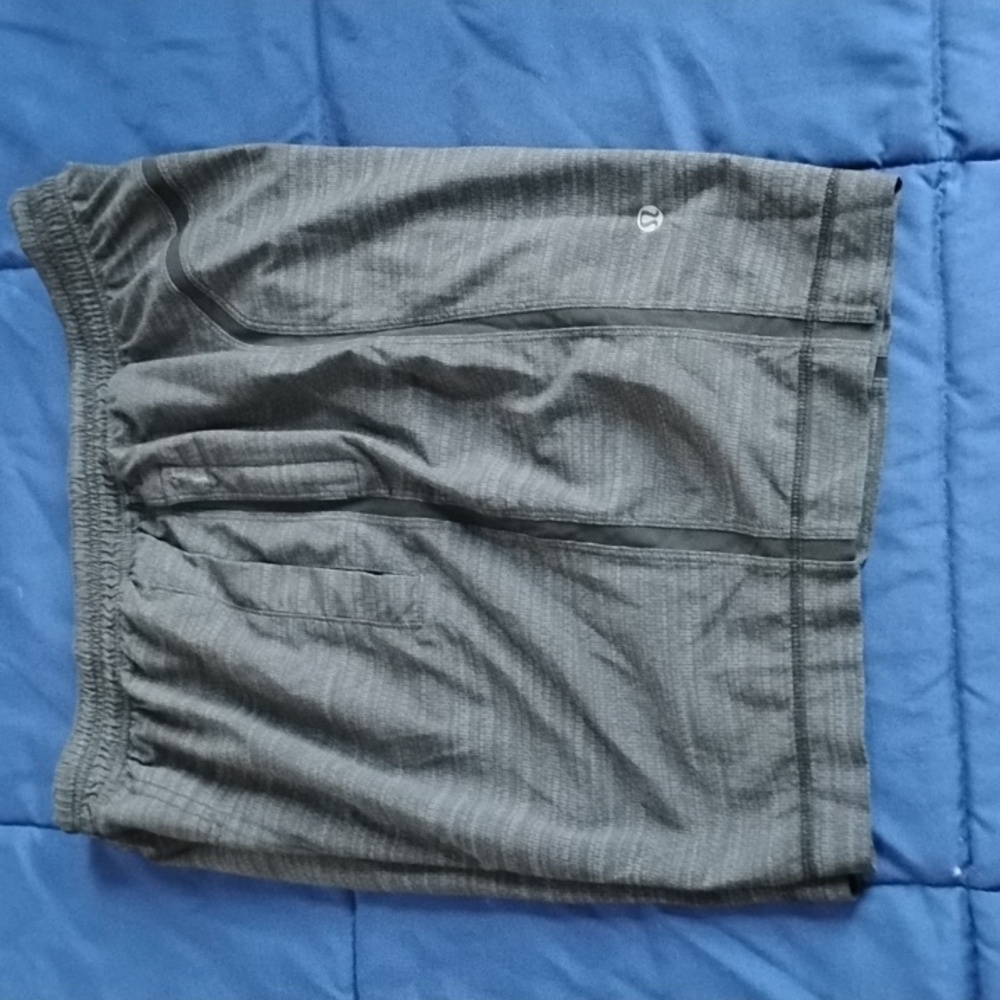 Lululemon men's gym shorts
